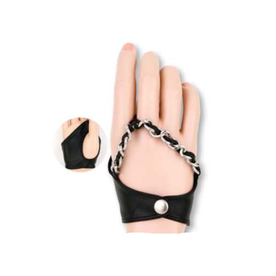 Rihanna Chain Leather Fingerless Mitt by Dents